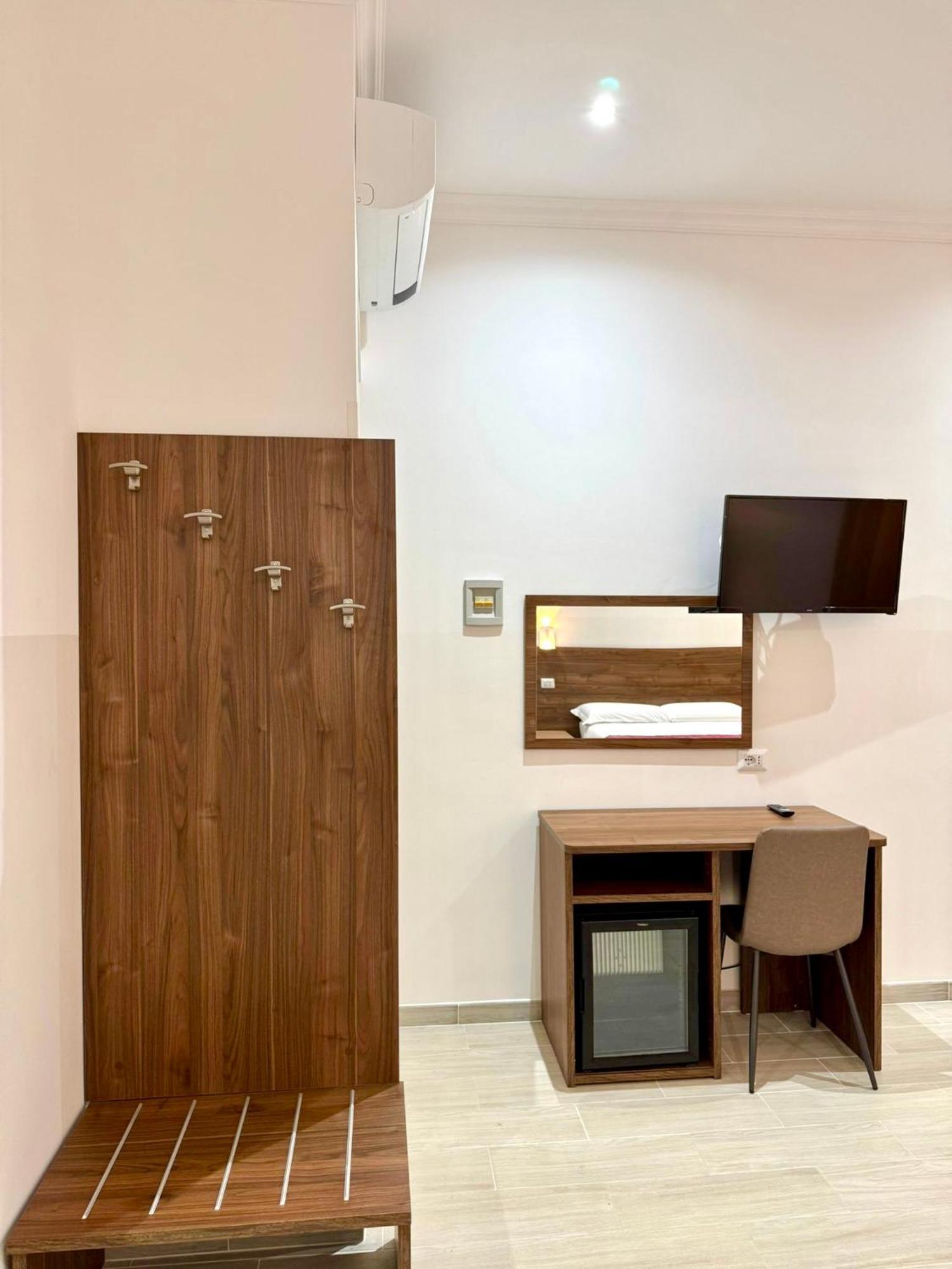 Milazzo Suites Рим Экстерьер фото